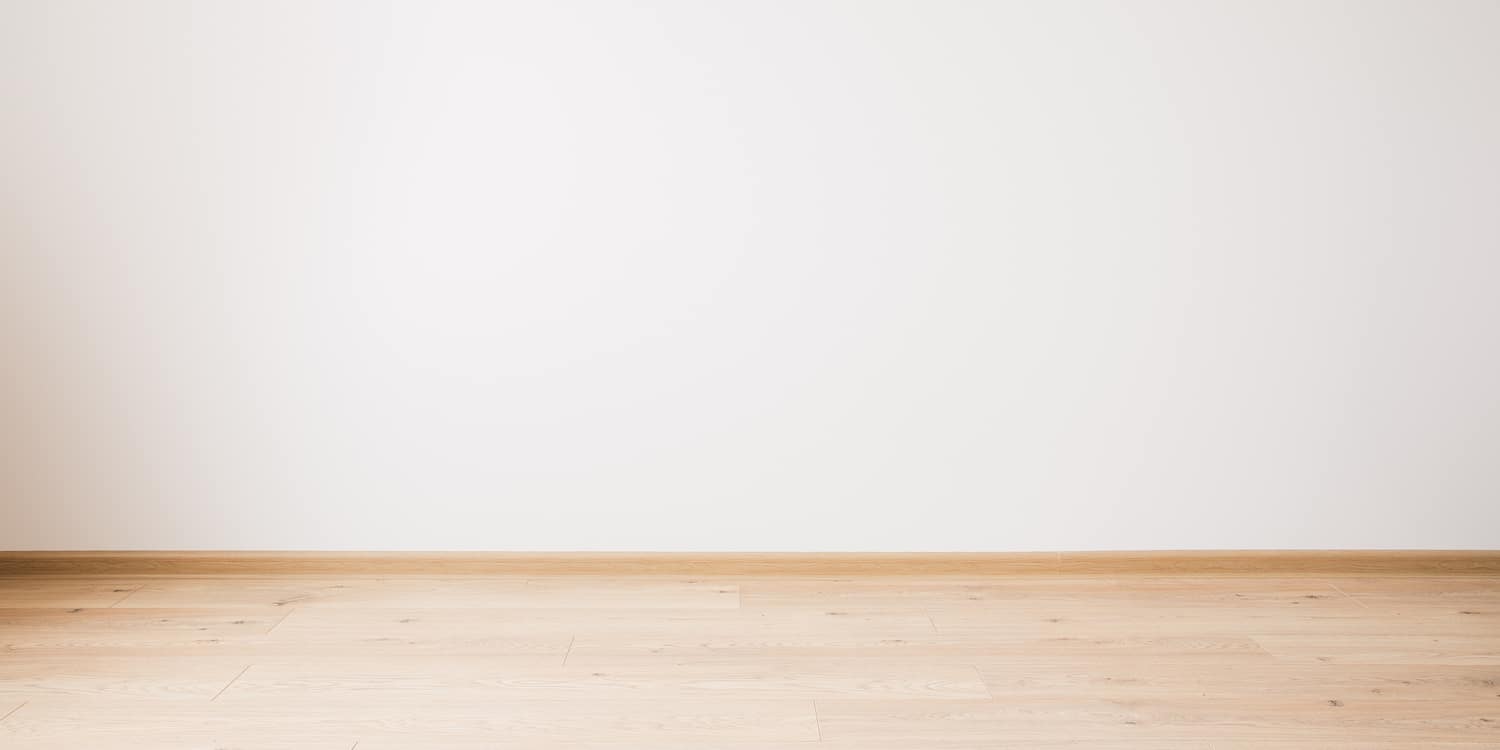 stanza vuoto mura bianche parquet UI